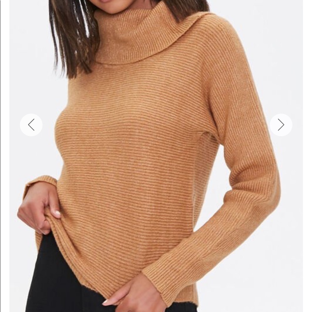 Forever 21 ribbed turtle neck sweater size L